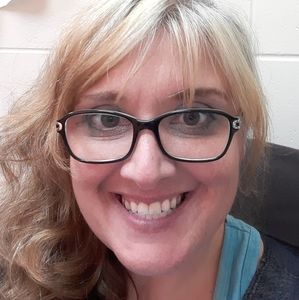 Meet your Posher, Becky